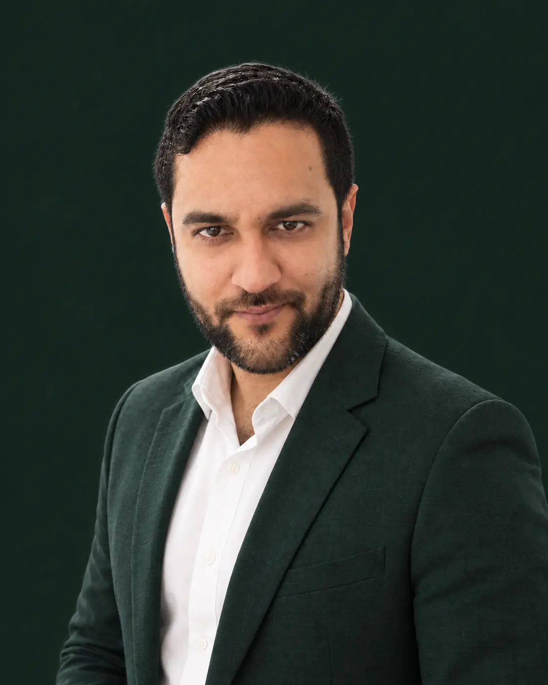 Retrato institucional de Farick Jhosep Tanus Cuesta, director jurídico de Vía Patrimonial